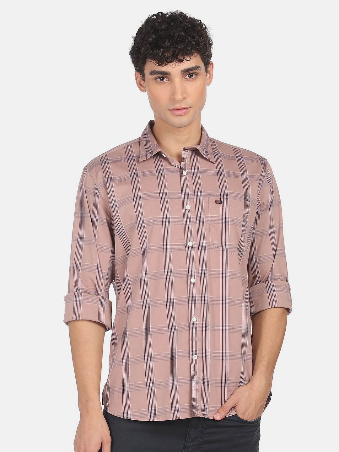 

AD By Arvind Men Pink Slim Fit Checked Casual Shirt