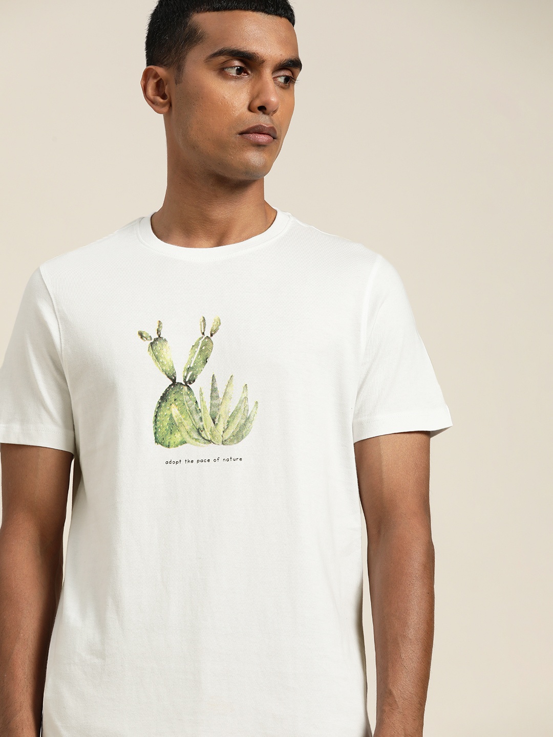

ether Men White & Green Printed Pure Cotton T-shirt