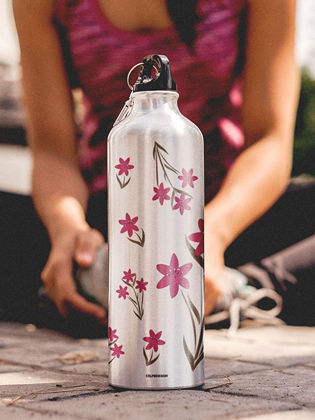 

macmerise Multi-Coloured Floral Printed Water Bottle 750Ml