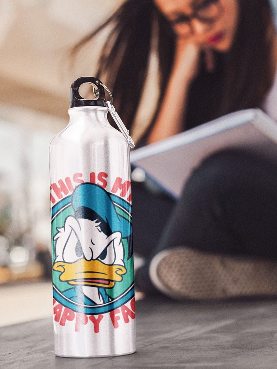 

macmerise Silver-toned & Blue Donald Duck Printed Stainless Steel Water Bottle