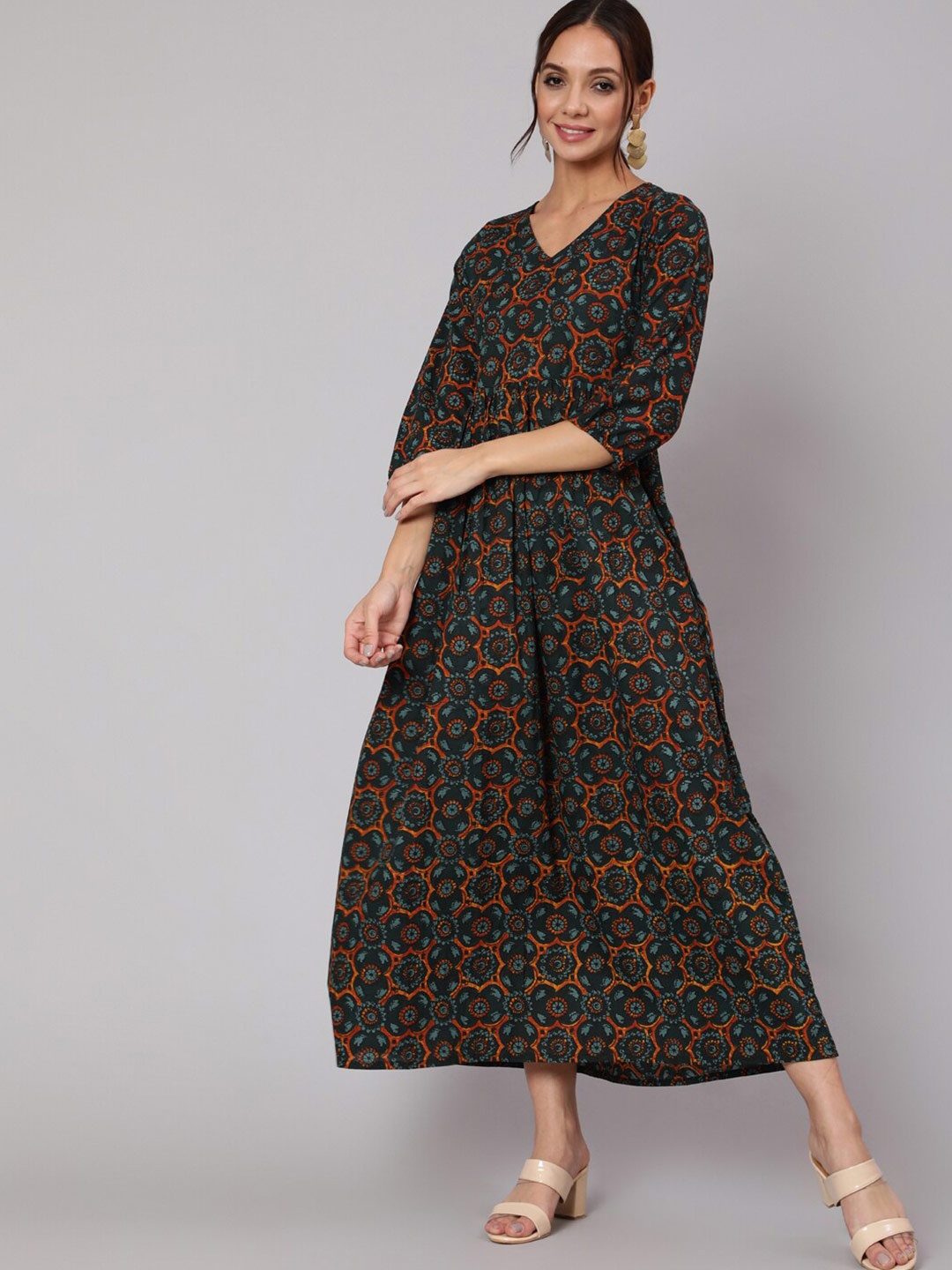 

Nayo Green Floral Ethnic Maxi Dress