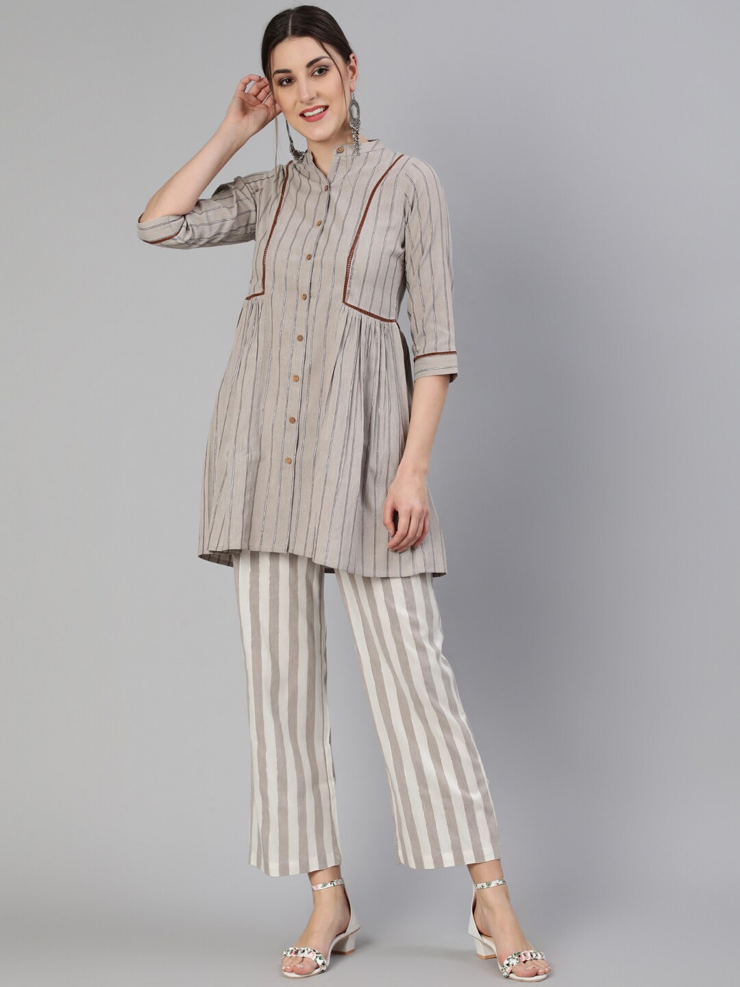 

Jaipur Kurti Women Grey Striped Co-Ords