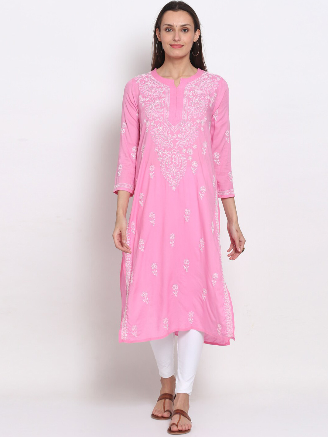 

PARAMOUNT CHIKAN Women Pink Floral Embroidered Chikankari Modal Straight Kurta