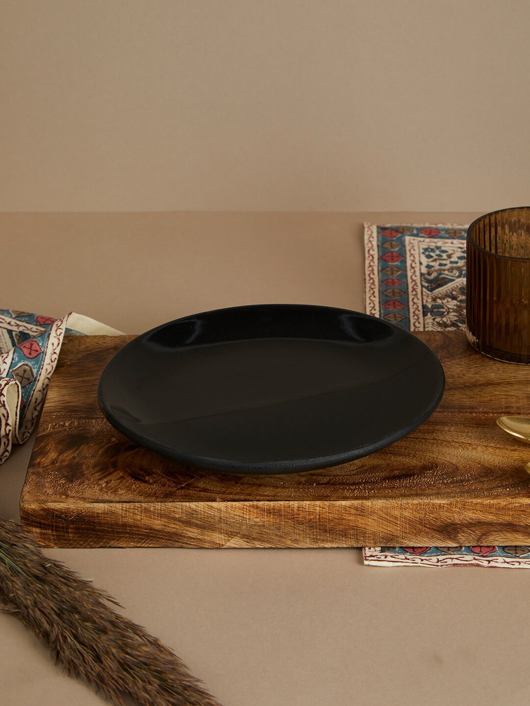 

Fabindia Black Stoneware Matte Plate