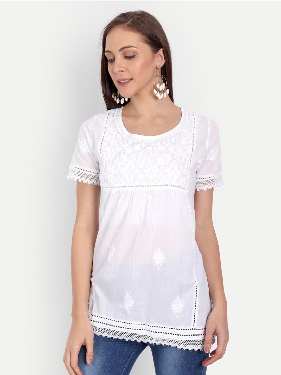 

Indiankala4u Women White Embroidered Chikankari Top