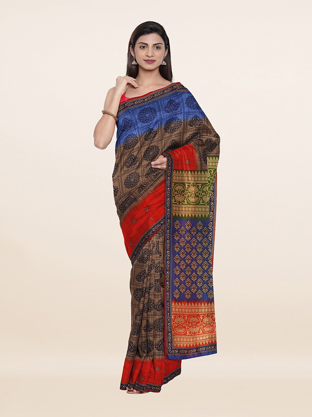 

Pothys Grey & Red Printed Pure Cotton Saree