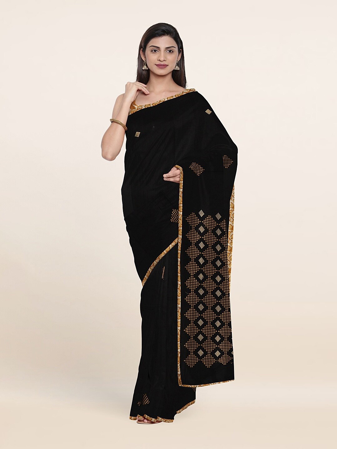 

Pothys Black & Yellow Ethnic Motifs Pure Cotton Saree