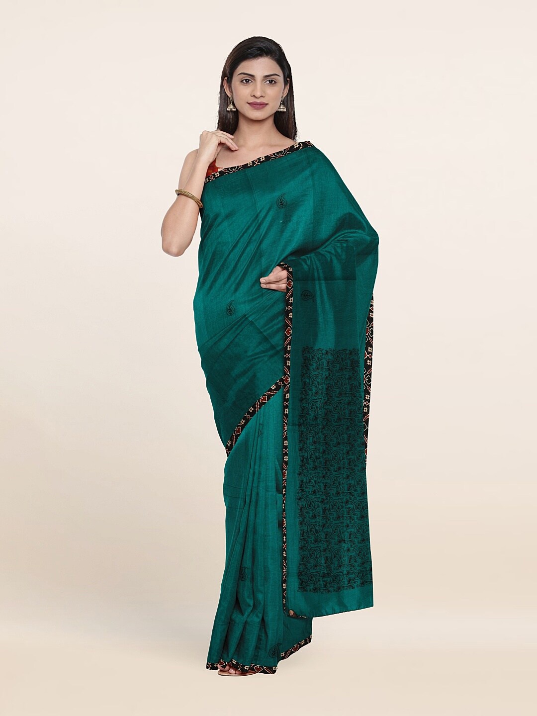 

Pothys Green & Red Ethnic Motifs Pure Cotton Saree