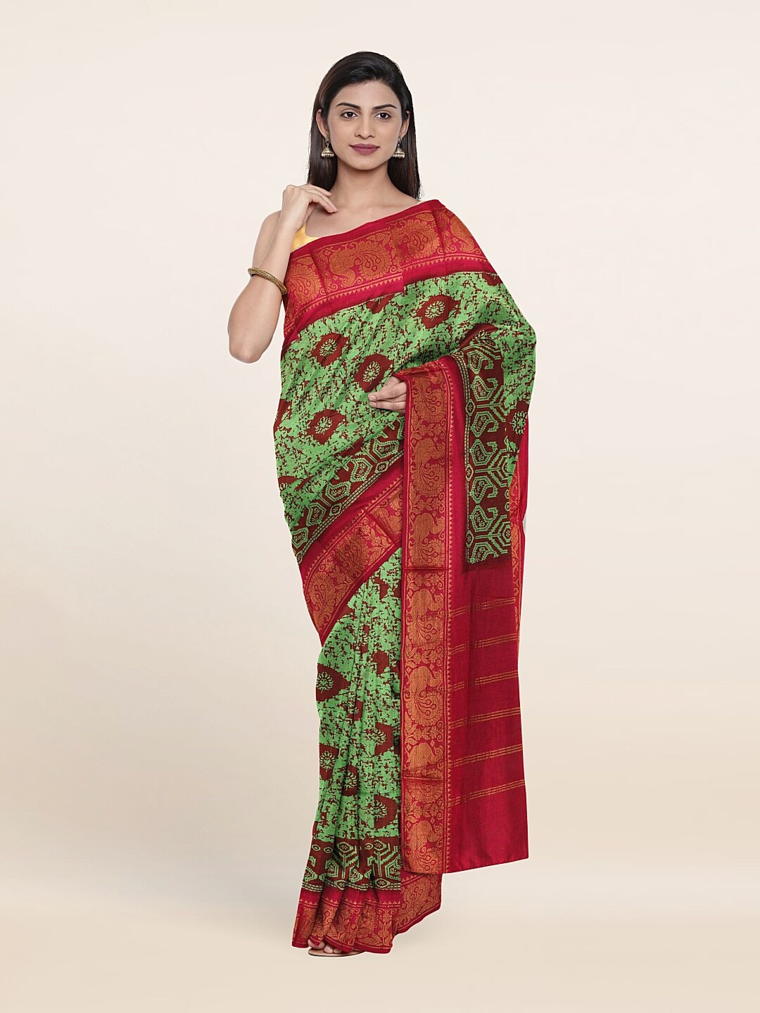 

Pothys Green & Red Floral Zari Pure Cotton Saree