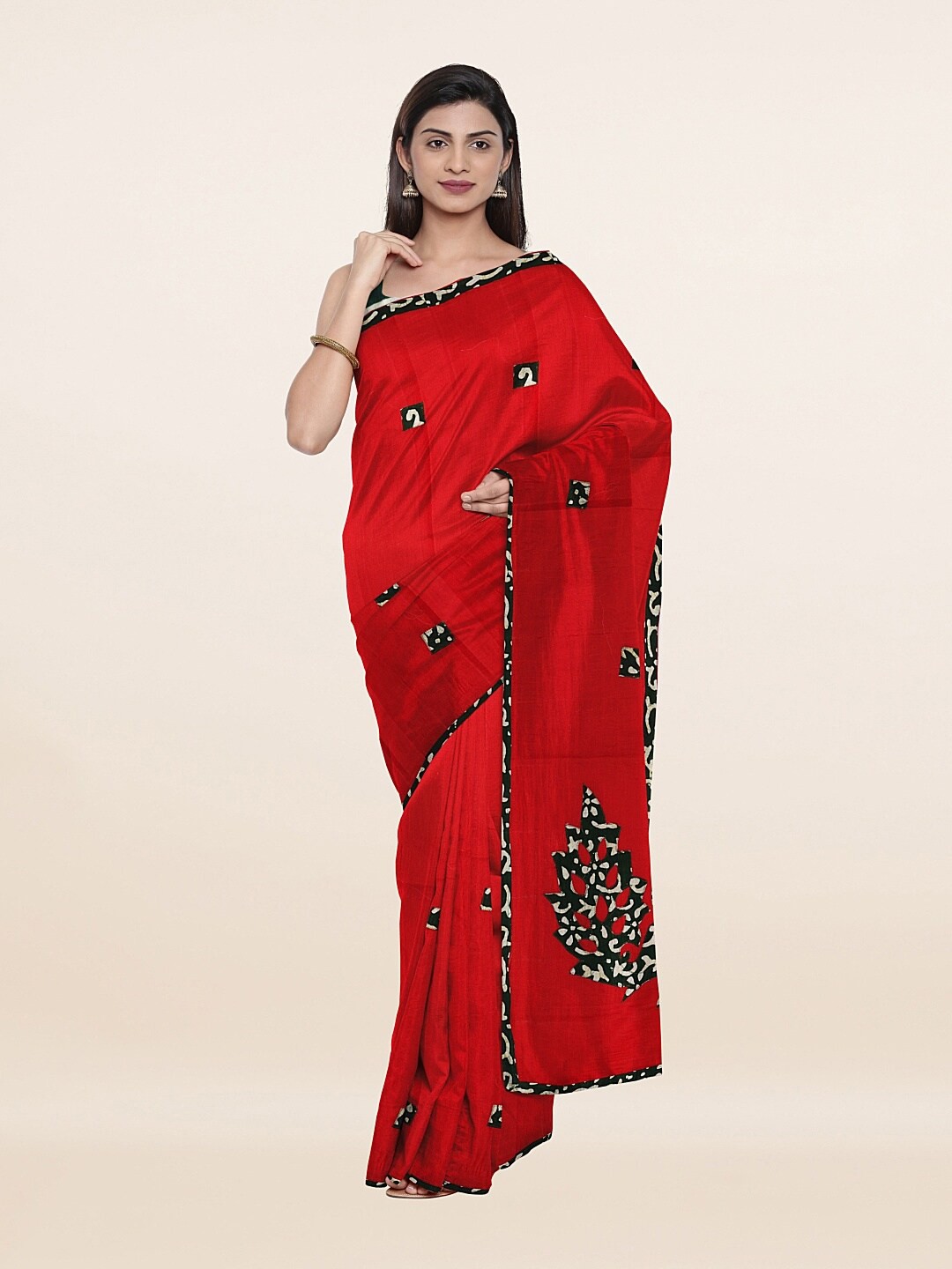 

Pothys Red & Black Floral Pure Cotton Saree