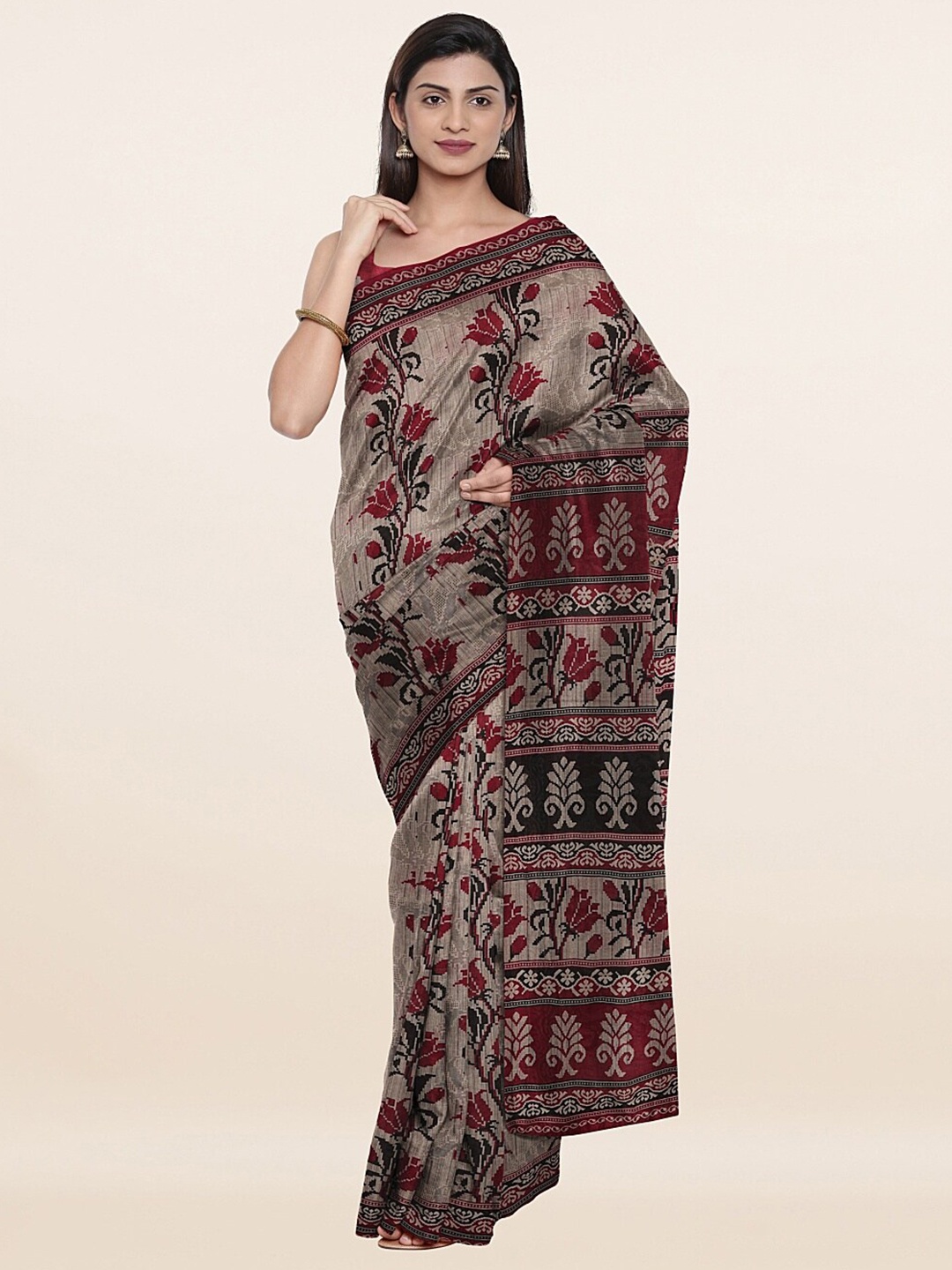 

Pothys Grey & Black Floral Pure Cotton Saree