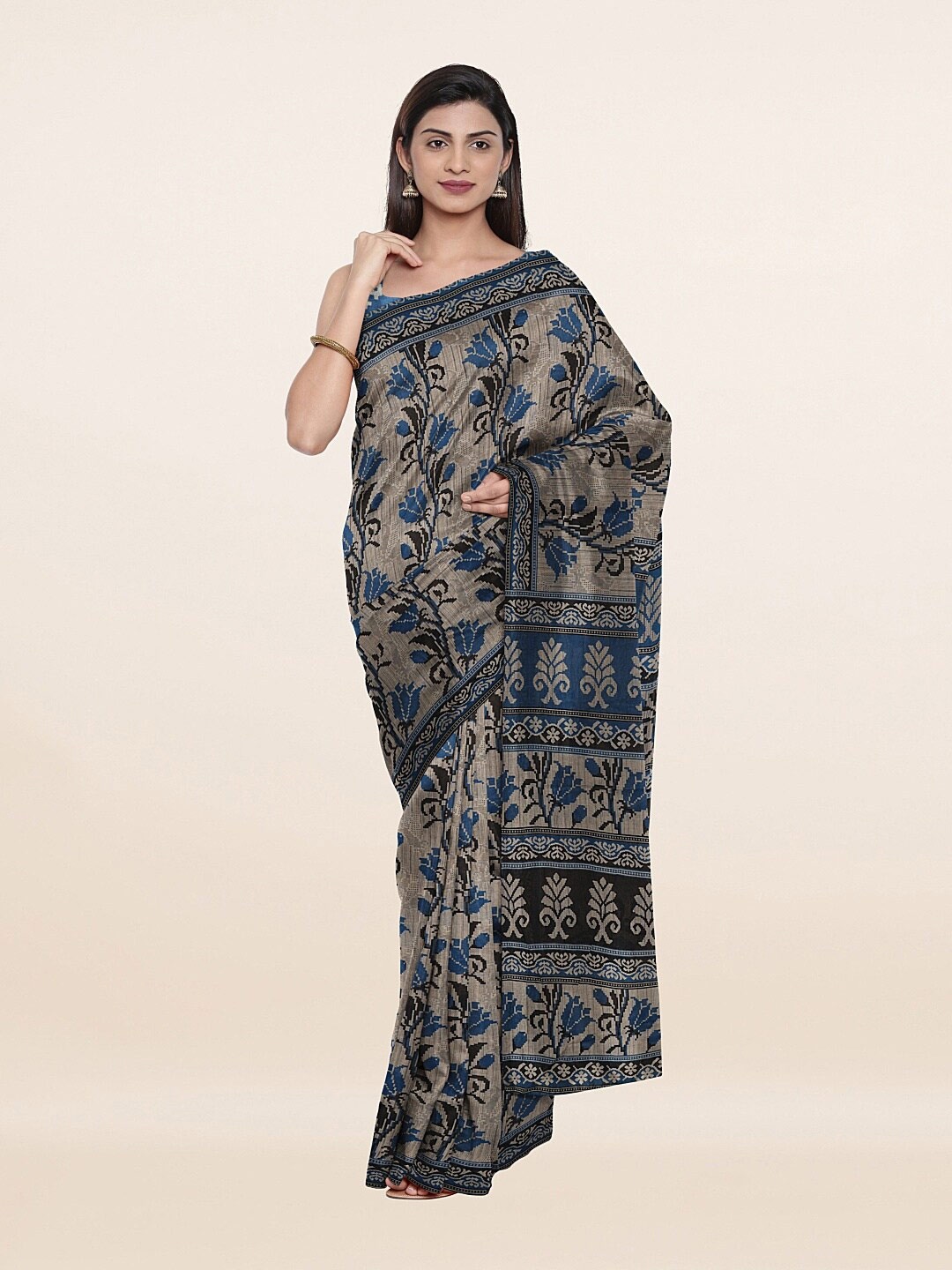 

Pothys Grey & Blue Floral Pure Cotton Saree