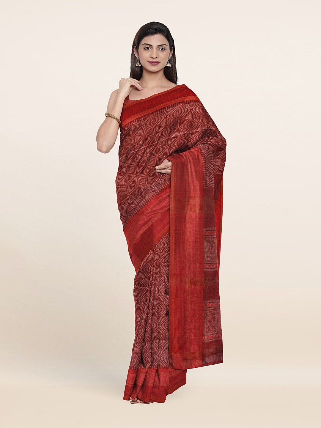 

Pothys Maroon & White Floral Art Silk Saree