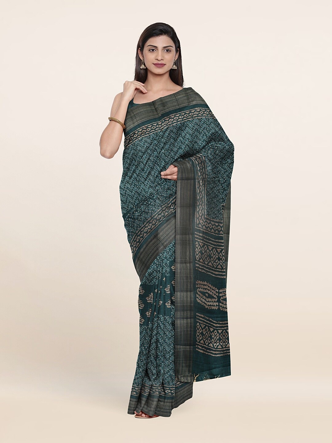 

Pothys Green & Beige Art Silk Saree