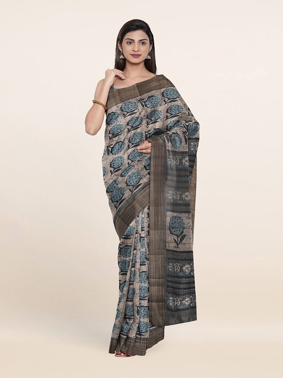 

Pothys Cream-Coloured Floral Art Silk Saree