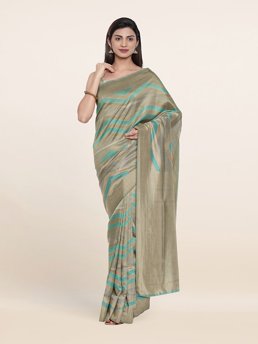 

Pothys Green & Grey Abstract Print Art Silk Saree