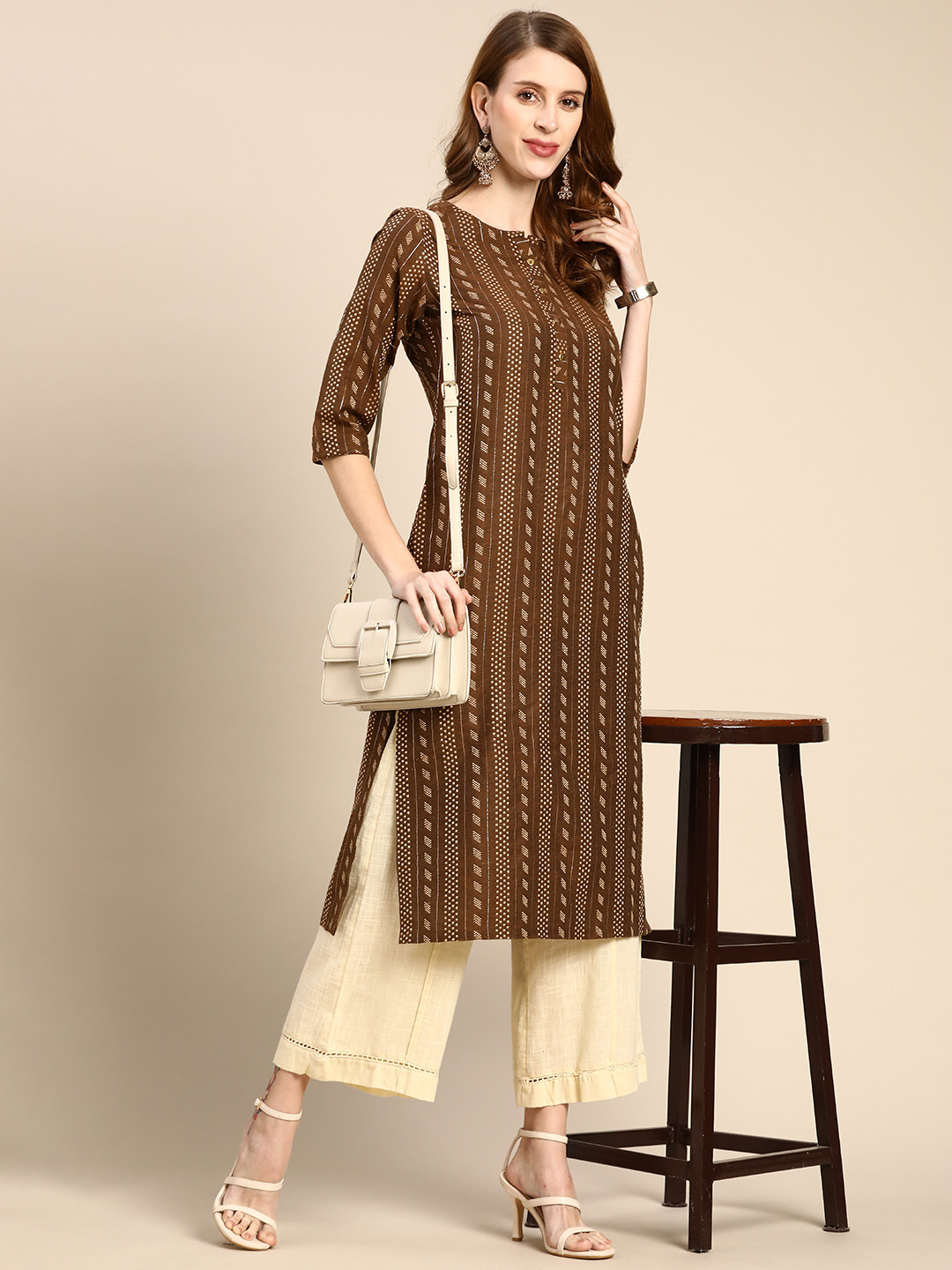 

Anouk Women Brown & Beige Geometric Woven Design Kurta