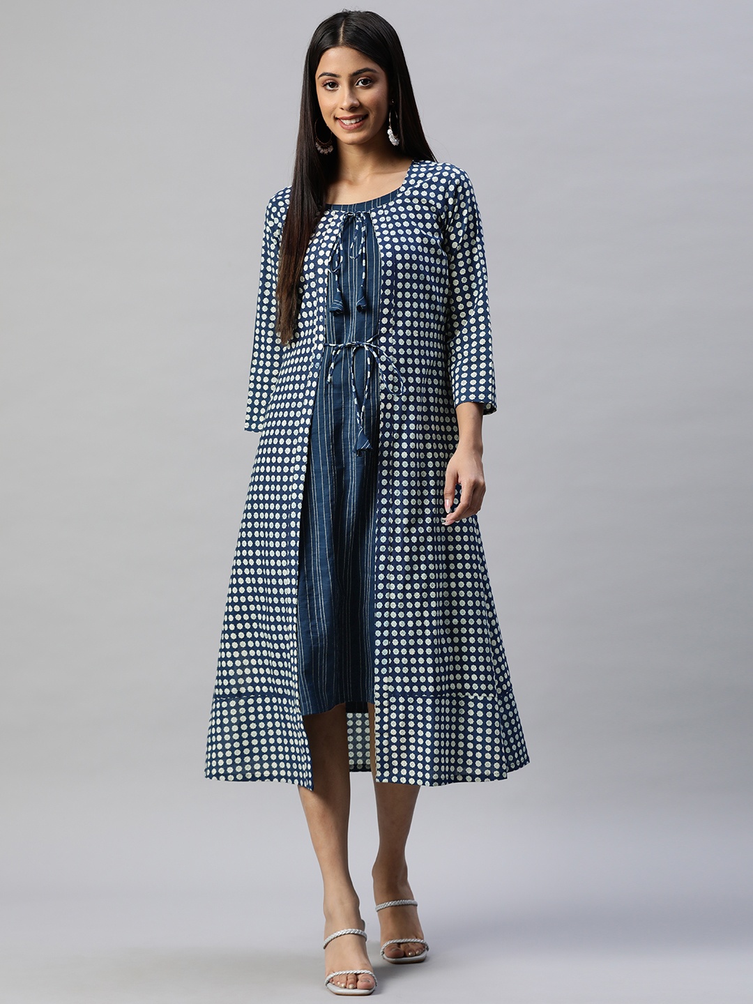

RAJGRANTH Women Blue & White Striped A-Line Dress