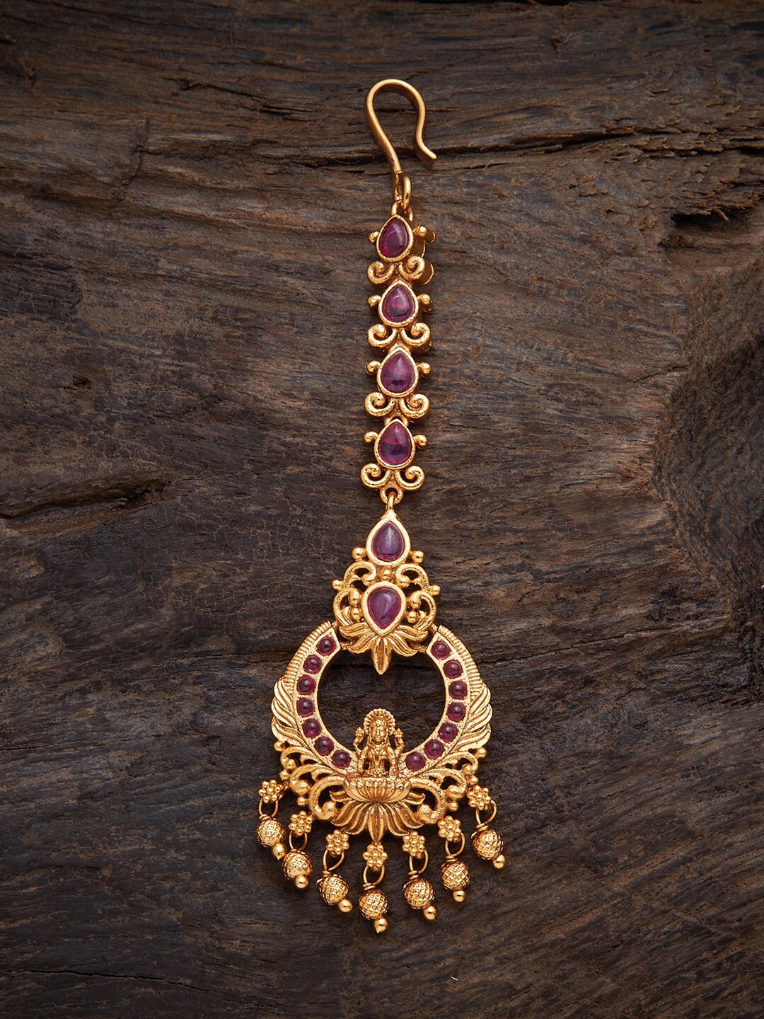 

Kushal's Fashion Jewellery Red Embellished Ruby Antique Maang Tikka