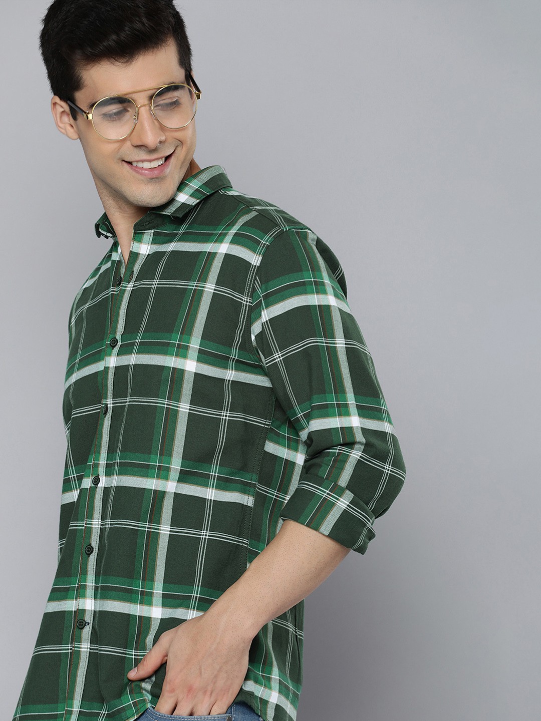 

Mast & Harbour Men Green Slim Fit Checked Pure Cotton Casual Shirt