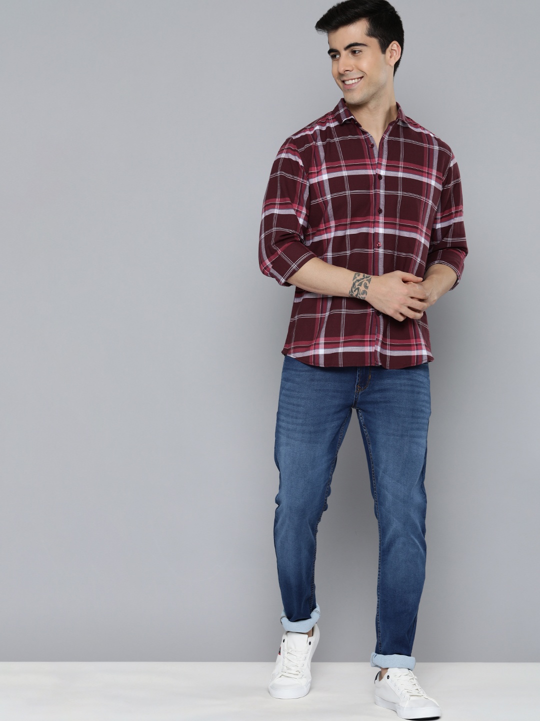 

Mast & Harbour Men Maroon Slim Fit Checked Pure Cotton Casual Shirt