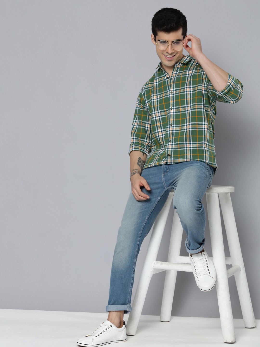 

Mast & Harbour Men Green & White Slim Fit Checked Pure Cotton Casual Shirt