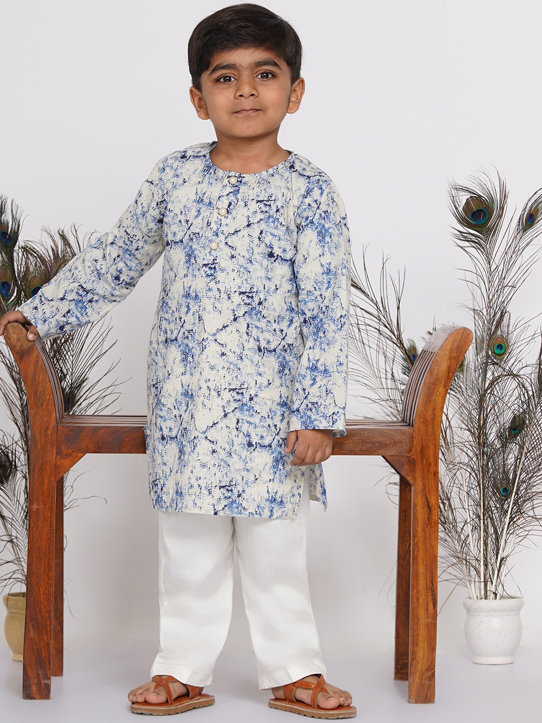 

Little Bansi Boys Blue Printed Angrakha Pure Cotton Kurta with Trousers & With Dupatta