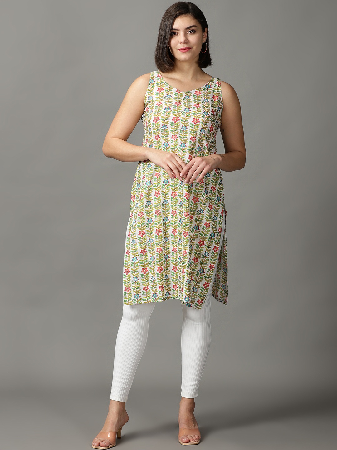 

DIVINATION Women White & Red Floral Printed Floral Kurta
