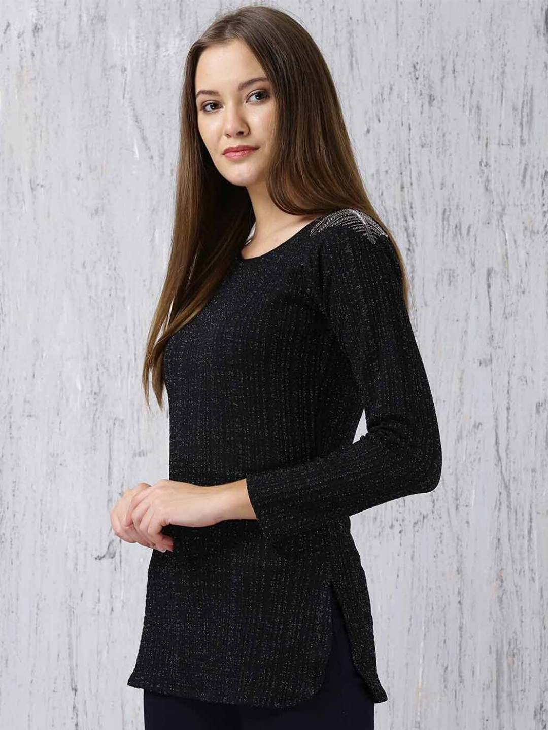 

Lakshita Women Black Viscose Rayon Monochrome Tunic