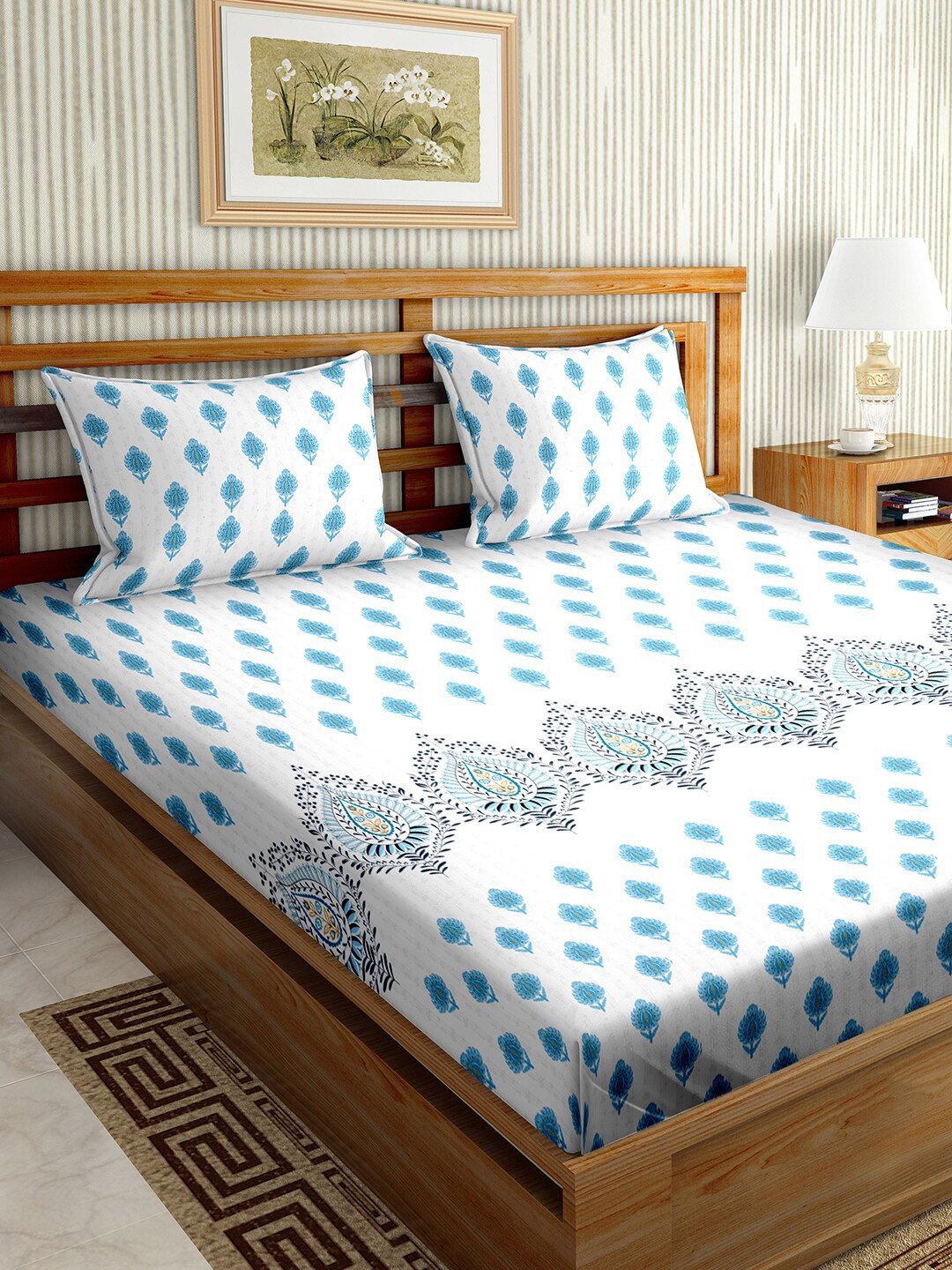 

BELLA CASA Blue & White Floral 180 TC King Bedsheet with 2 Pillow Covers