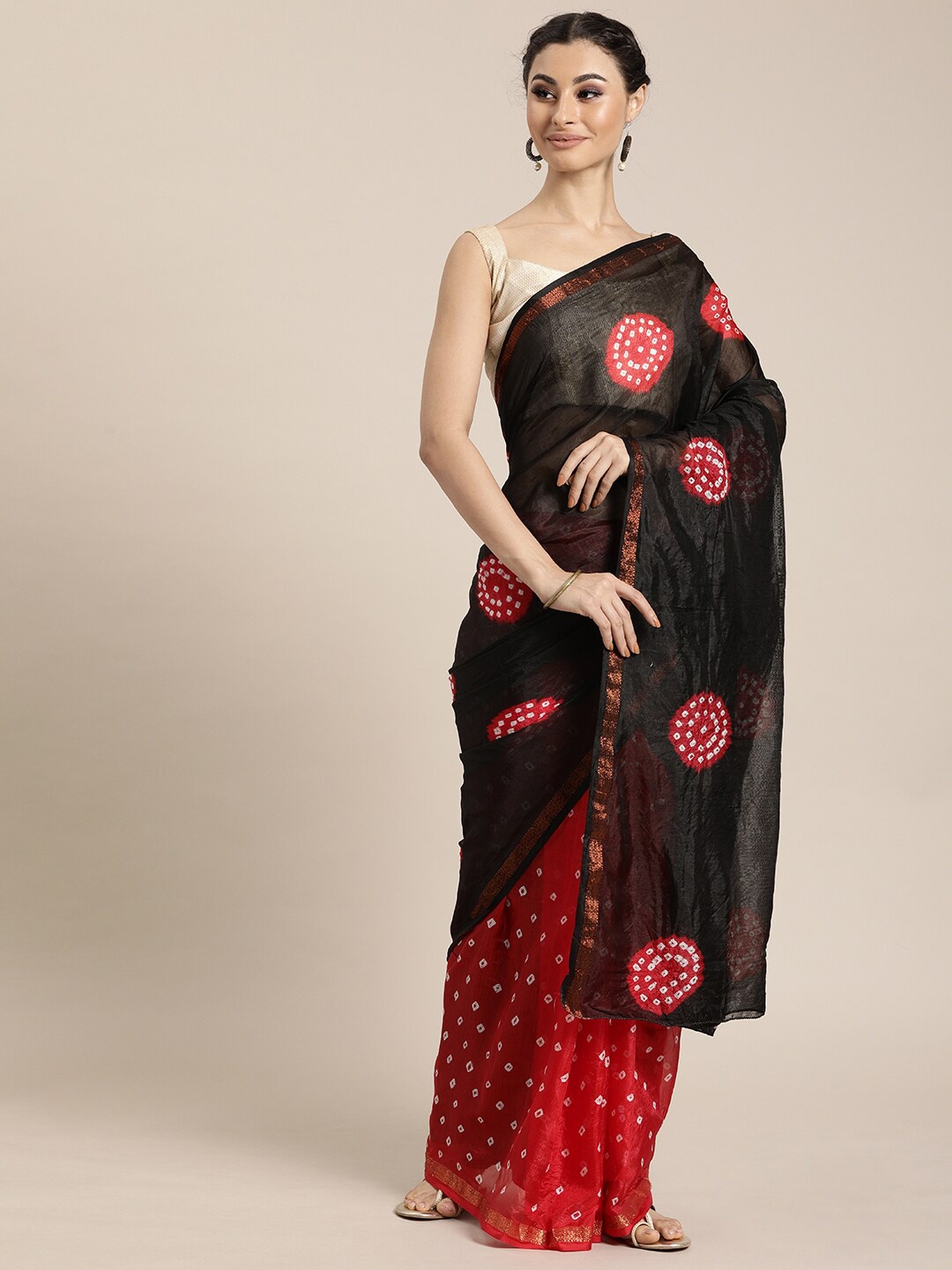 

Geroo Jaipur Black & Red Bandhani Zari Art Silk Bandhani Saree