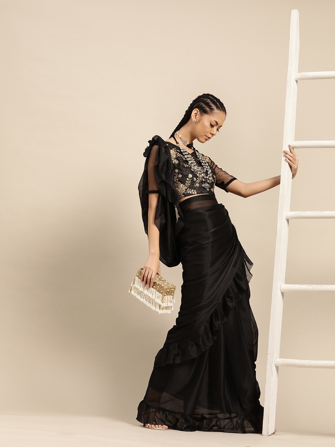 

SHAVYA Women Black Silk Blend Saree