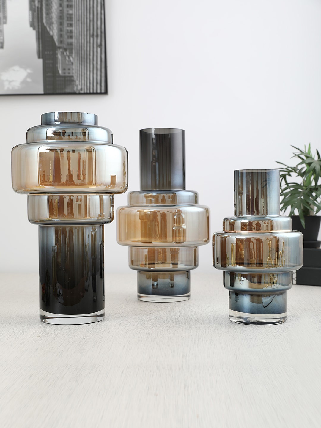 

HomeTown Brown & Black Solid Glass Vases