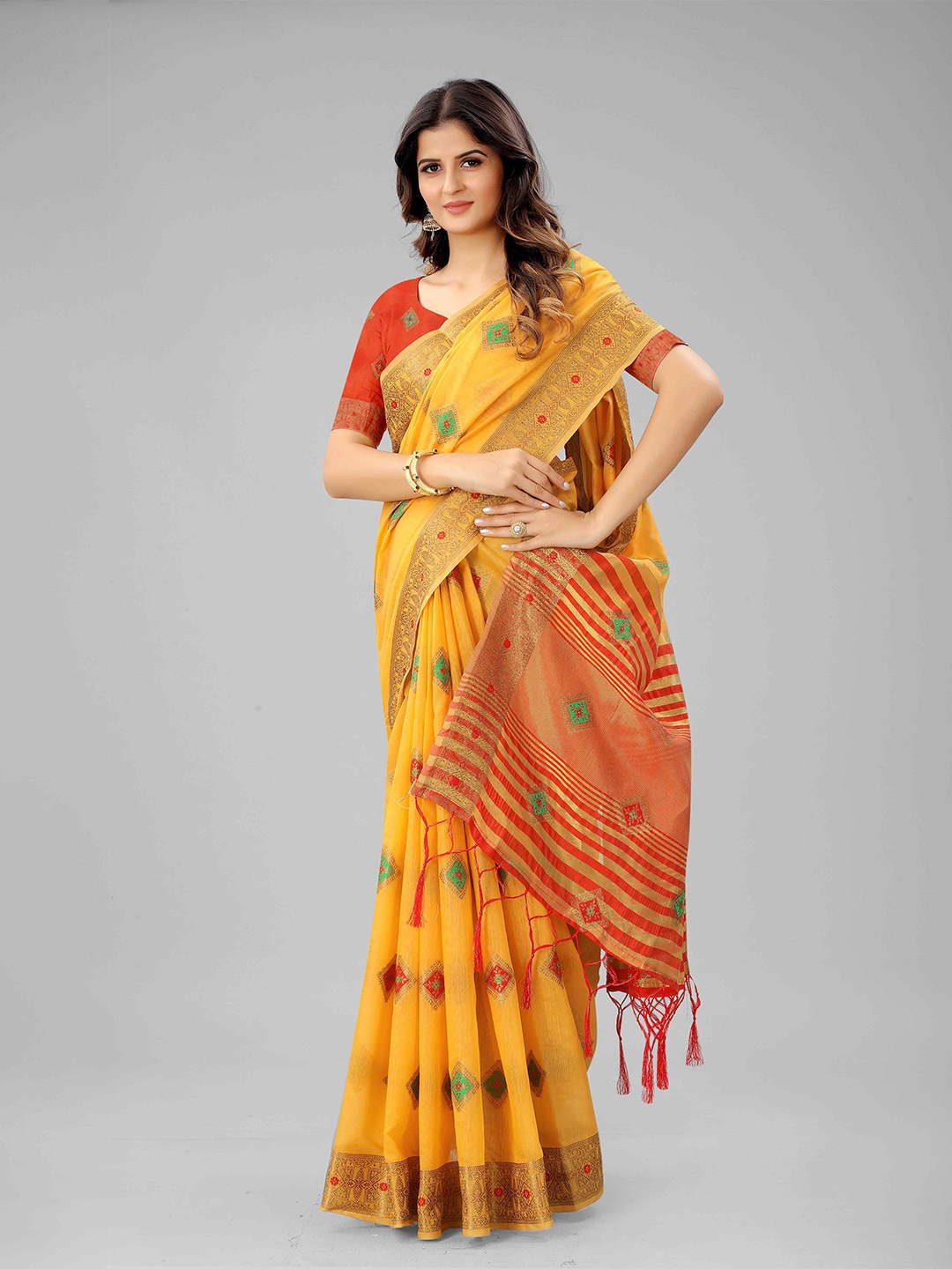 

Mizzific Yellow & Red Ethnic Motifs Zari Pure Cotton Chanderi Saree