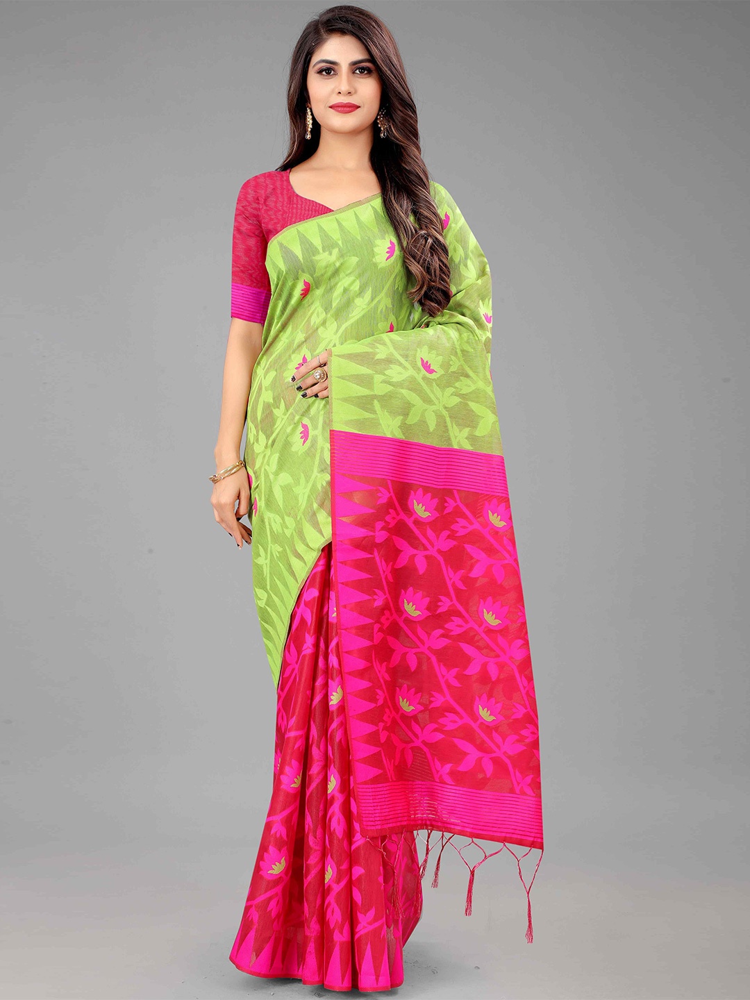 

Mizzific Pink & Green Woven Design Zari Jamdani Saree