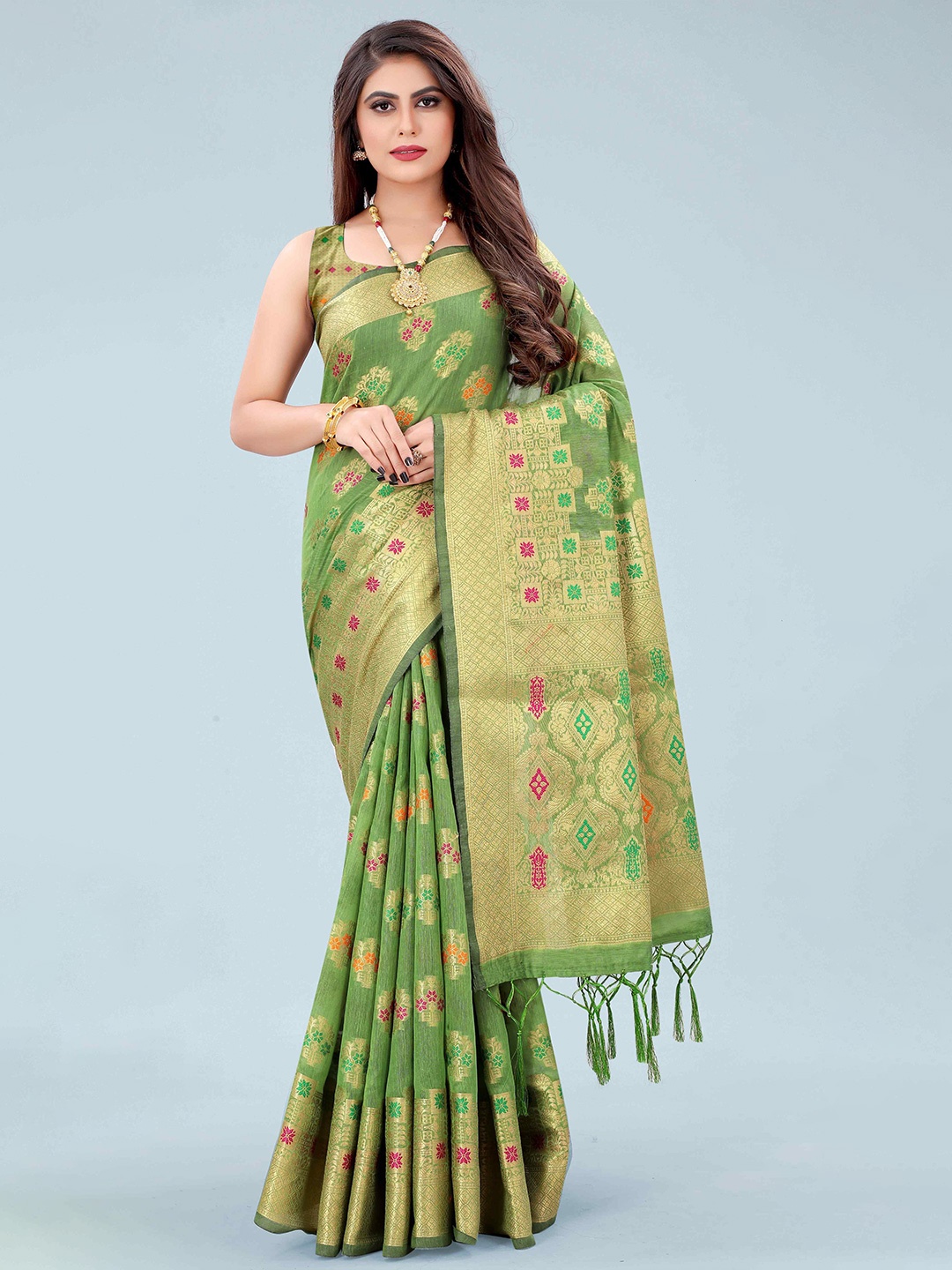 

Mizzific Green & Gold-Toned Woven Design Pure Cotton Chanderi Saree