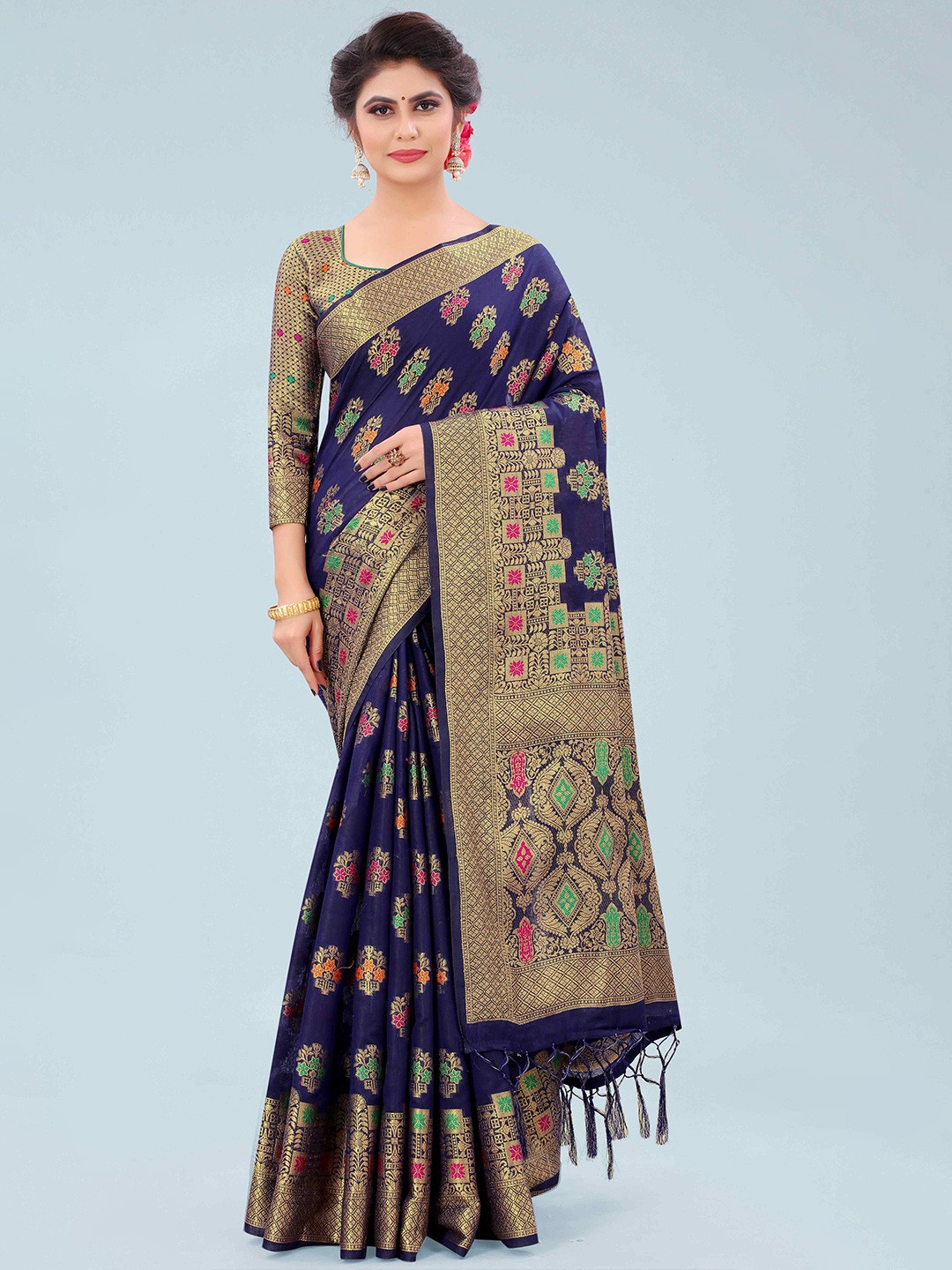 

Mizzific Blue & Green Floral Zari Pure Cotton Chanderi Saree