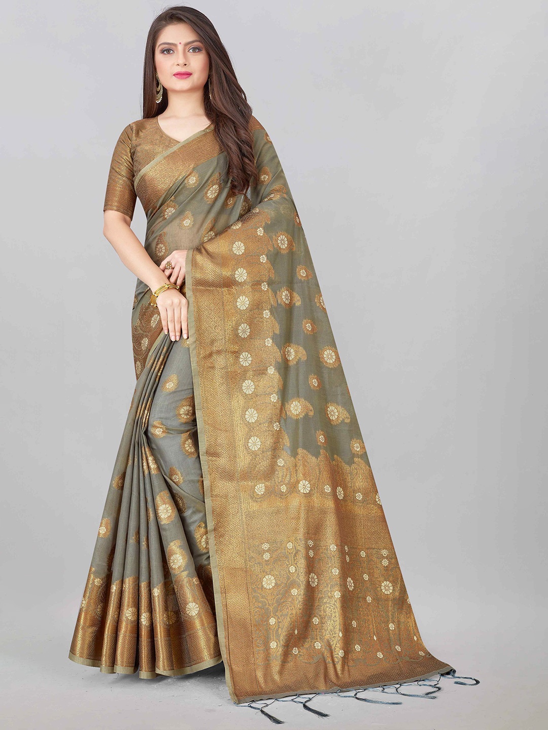 

Mizzific Grey & Gold-Toned Woven Design Zari Pure Cotton Chanderi Saree