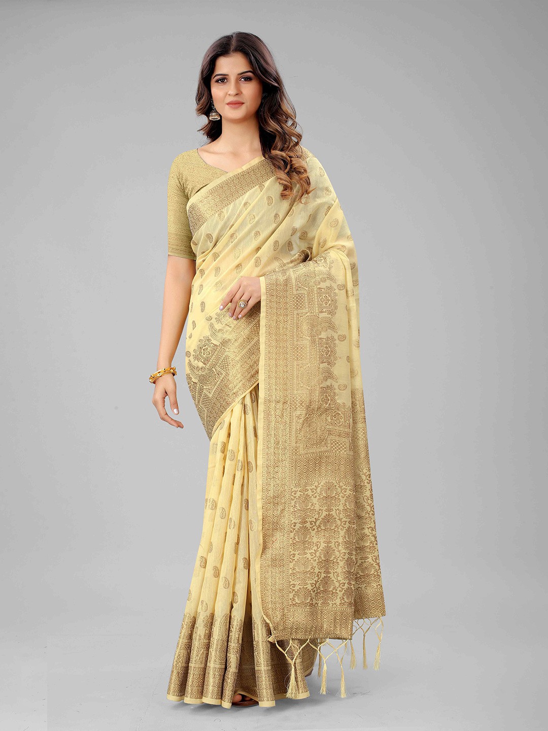 

Mizzific Cream-Coloured & Gold-Toned Woven Design Zari Pure Cotton Chanderi Saree