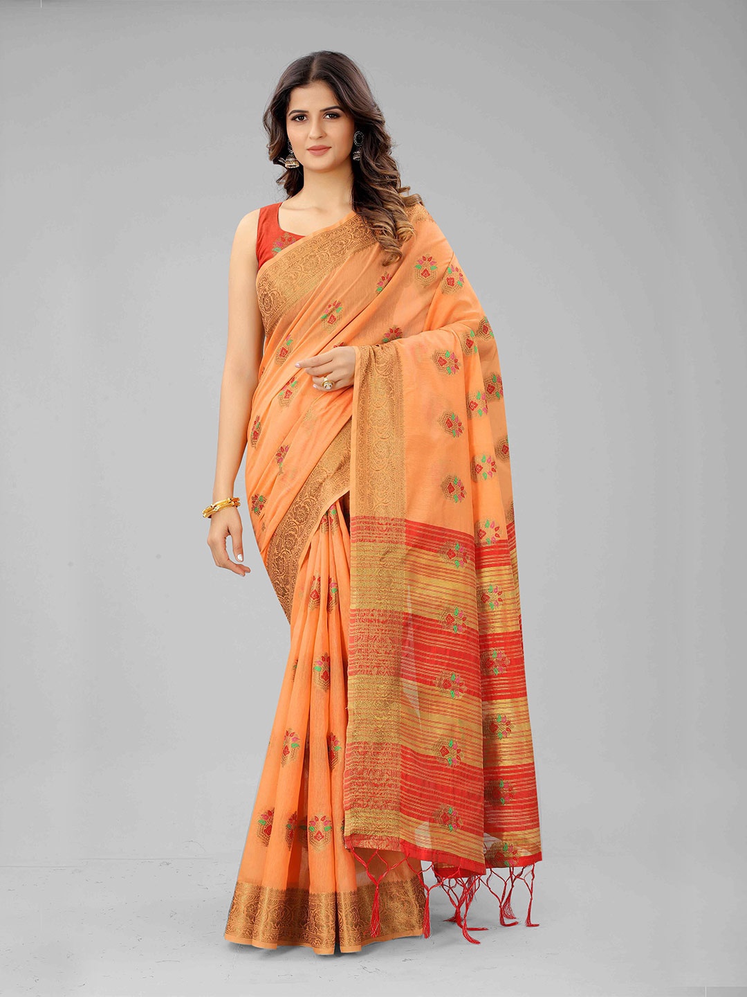 

Mizzific Peach-Coloured & Golden Woven Design Zari Pure Cotton Chanderi Saree