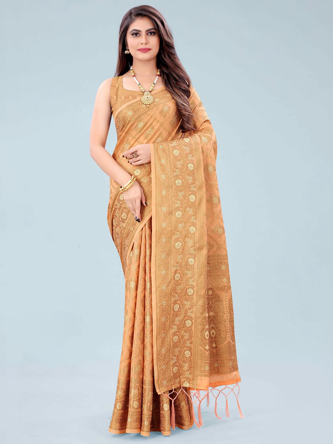 

Mizzific Peach-Coloured & Gold-Toned Woven Design Zari Pure Cotton Chanderi Saree