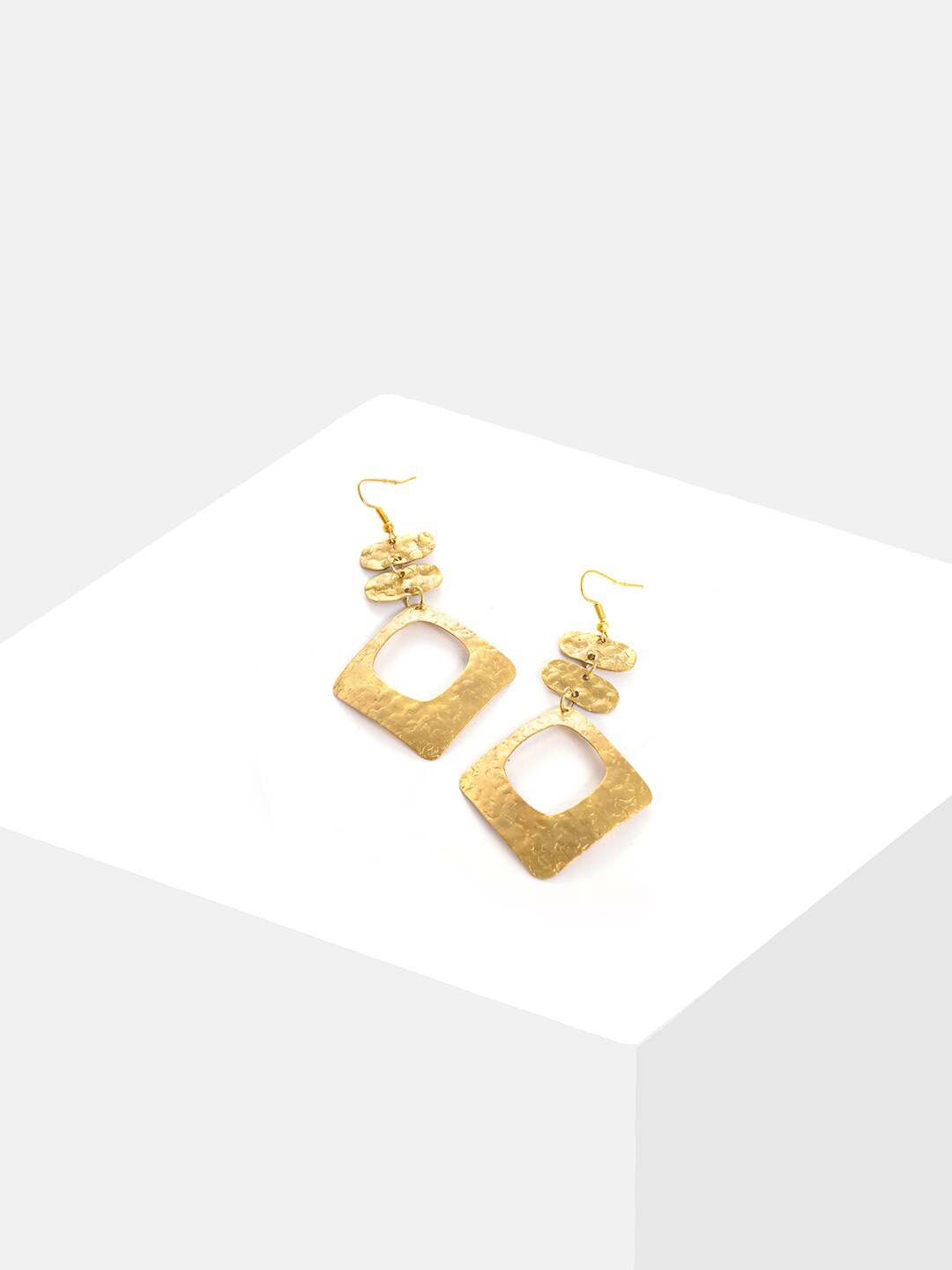 

SOHI Women Gold-Plated Designer Drop Earrings