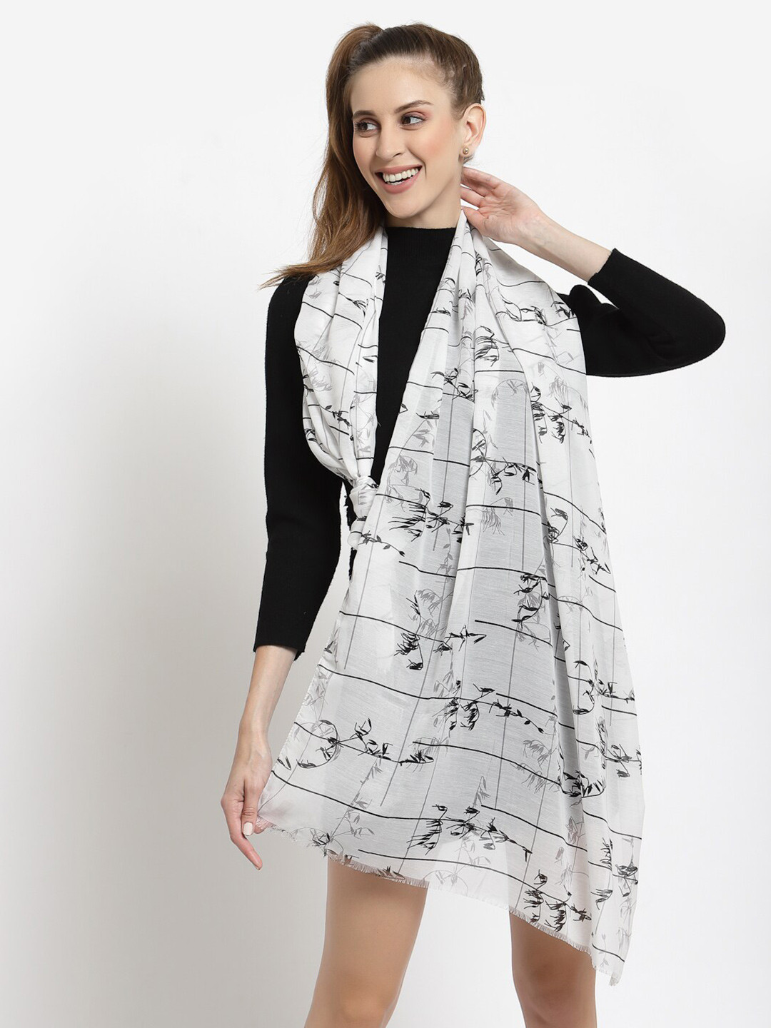 

J Style Women White & Black Printed Cotton Stole
