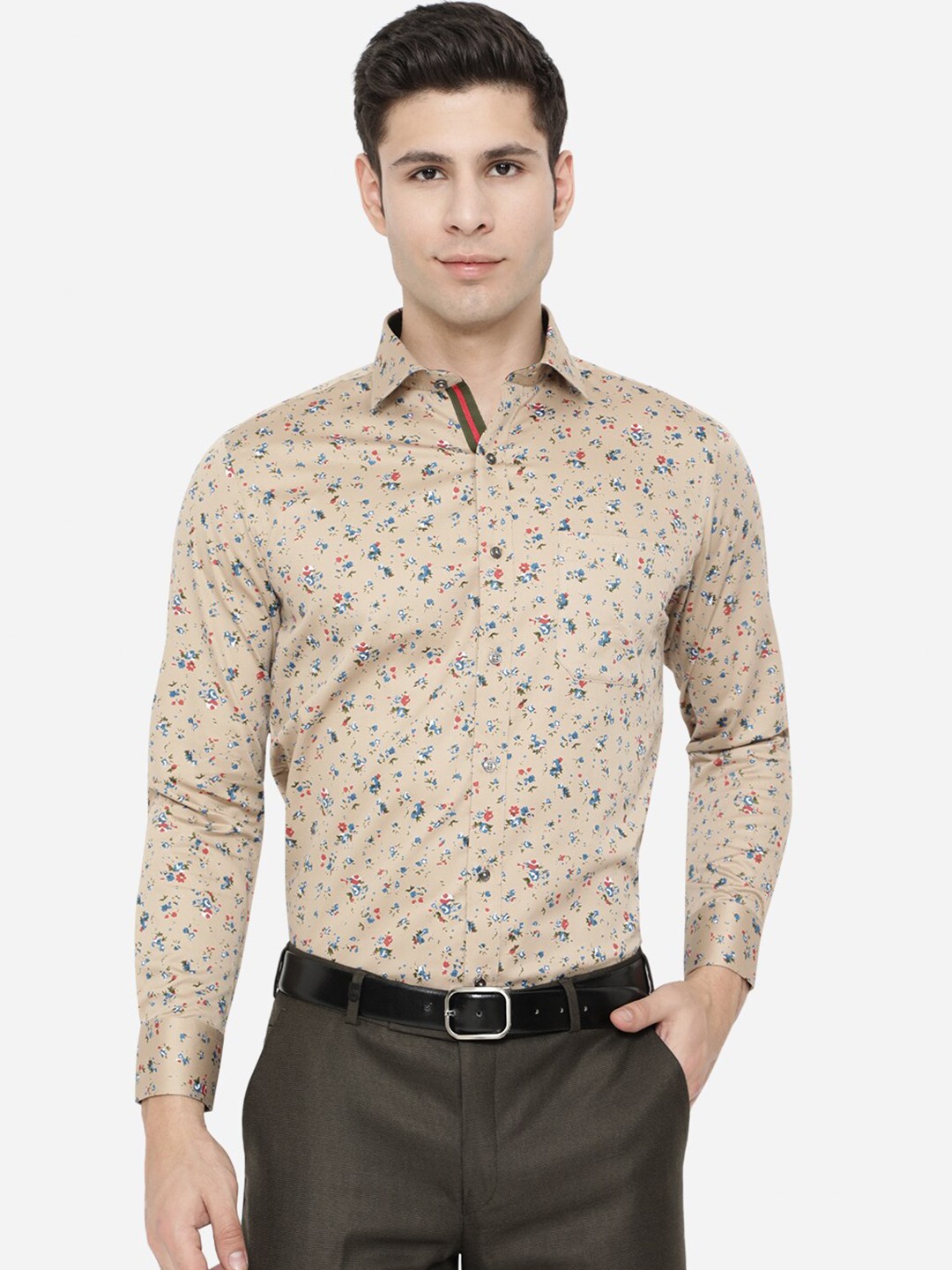 

Greenfibre Men Beige Slim Fit Floral Printed Formal Shirt