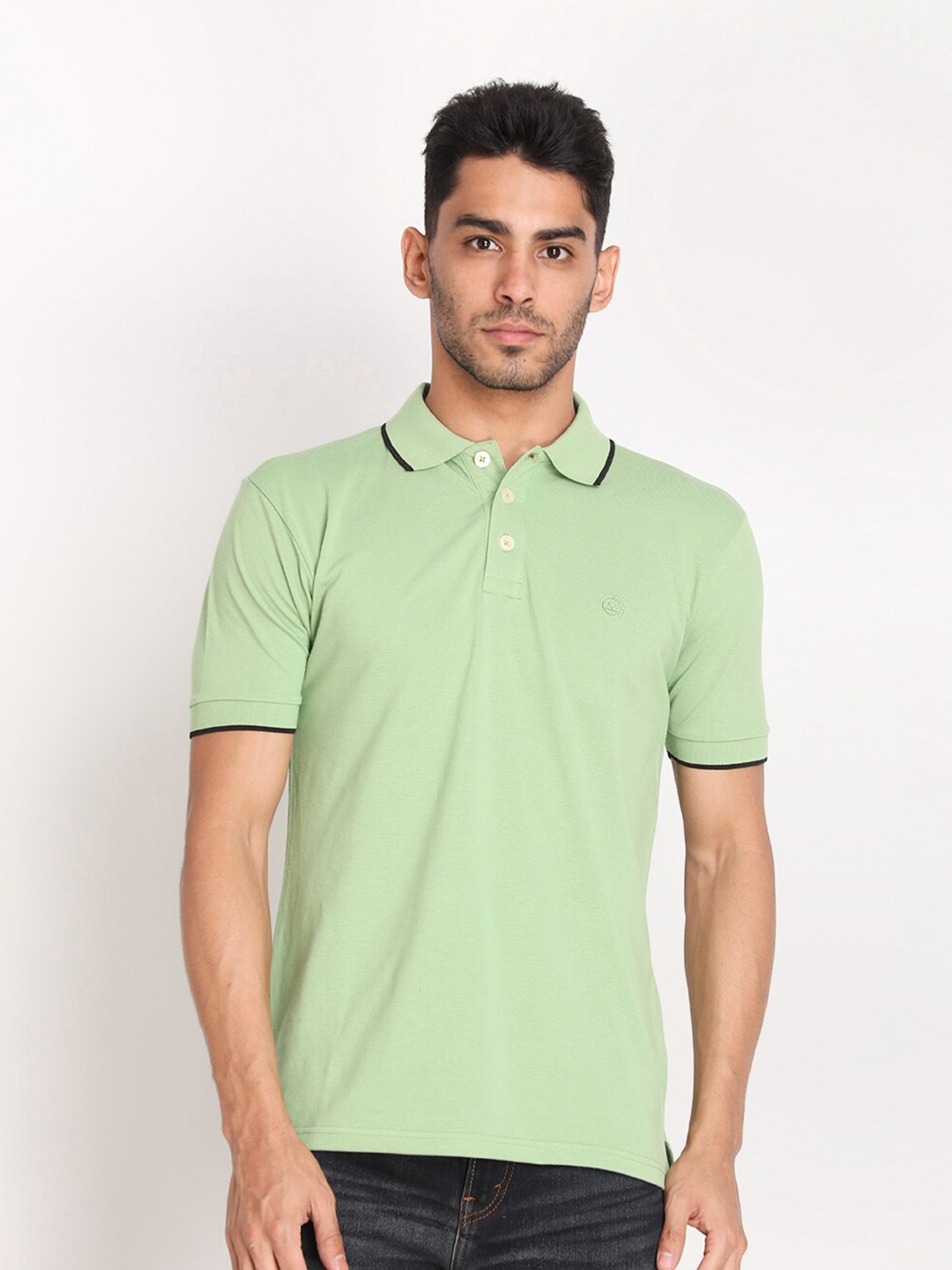 

Chkokko Men Green Polo Collar Applique T-shirt