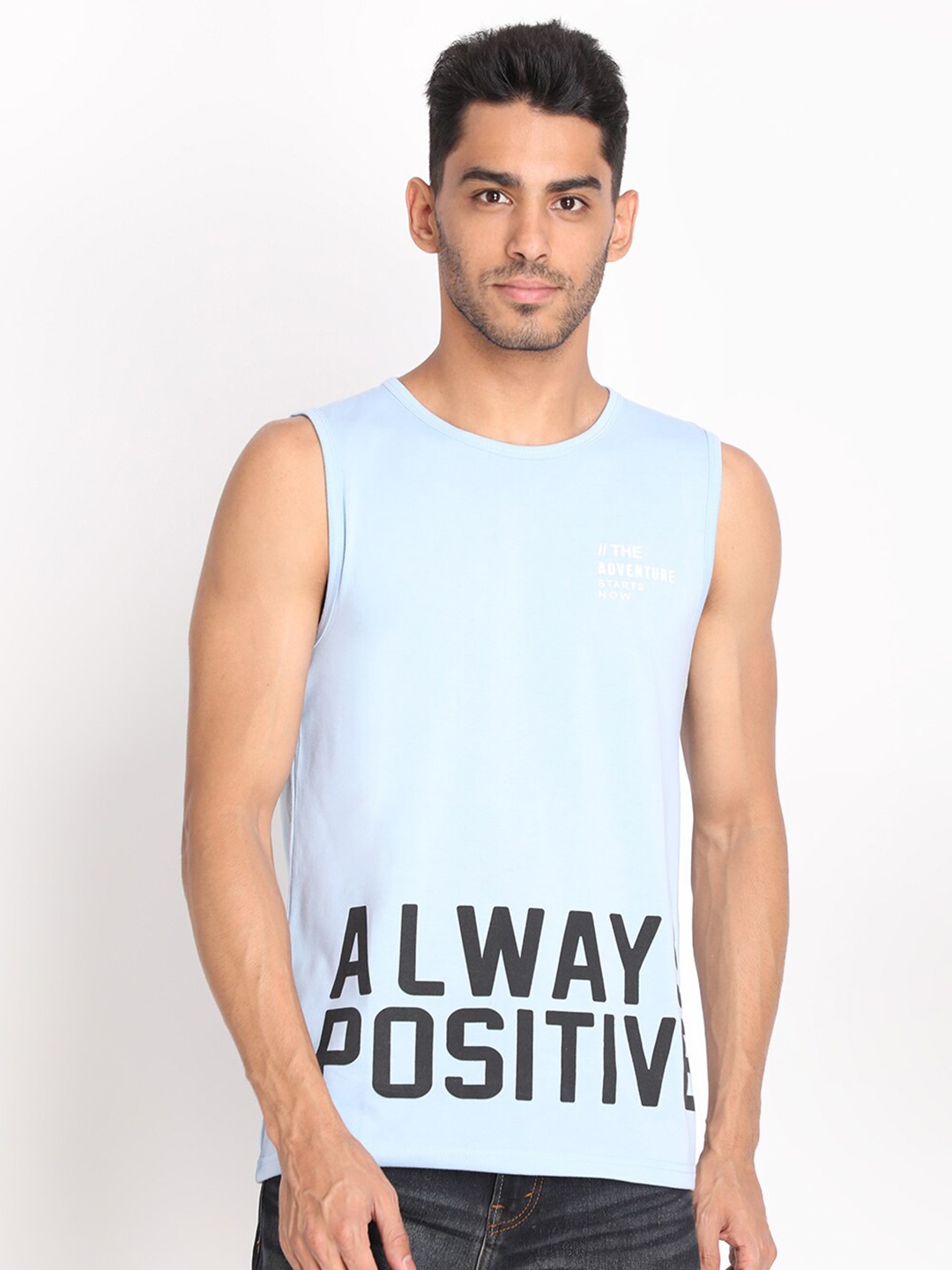 

Chkokko Men Blue Typography Printed T-shirt
