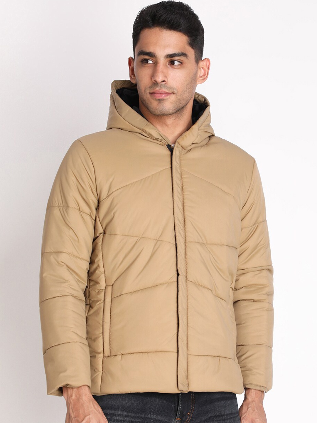 

CHKOKKO Men Beige Lightweight Outdoor Quilted Jacket