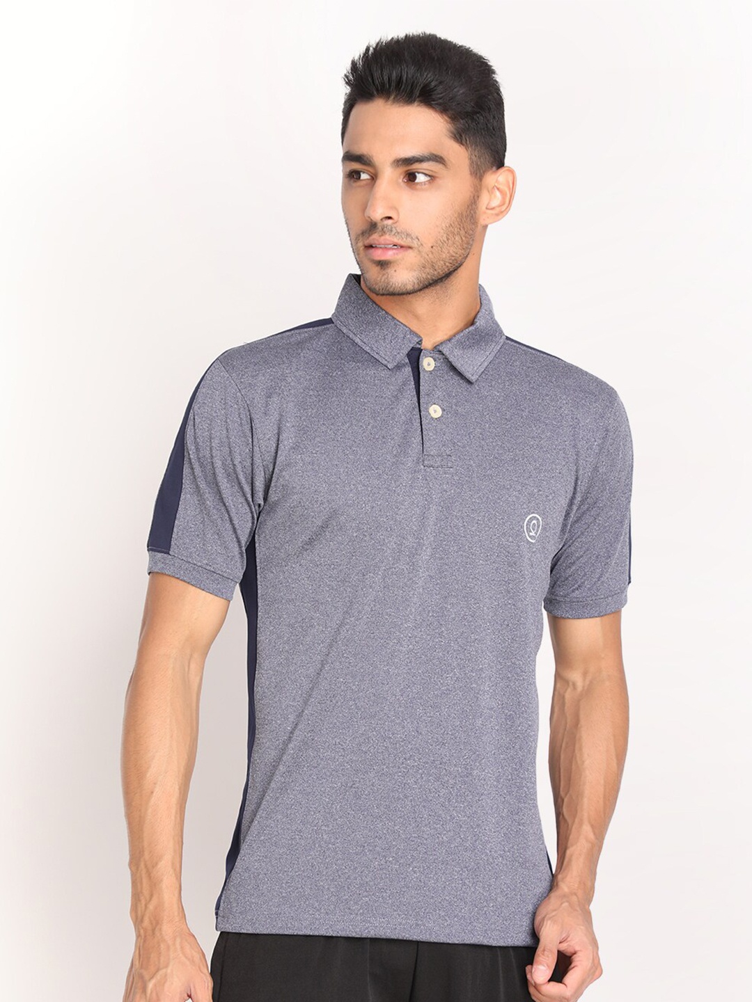 

CHKOKKO Men Blue Polo Collar Applique T-shirt