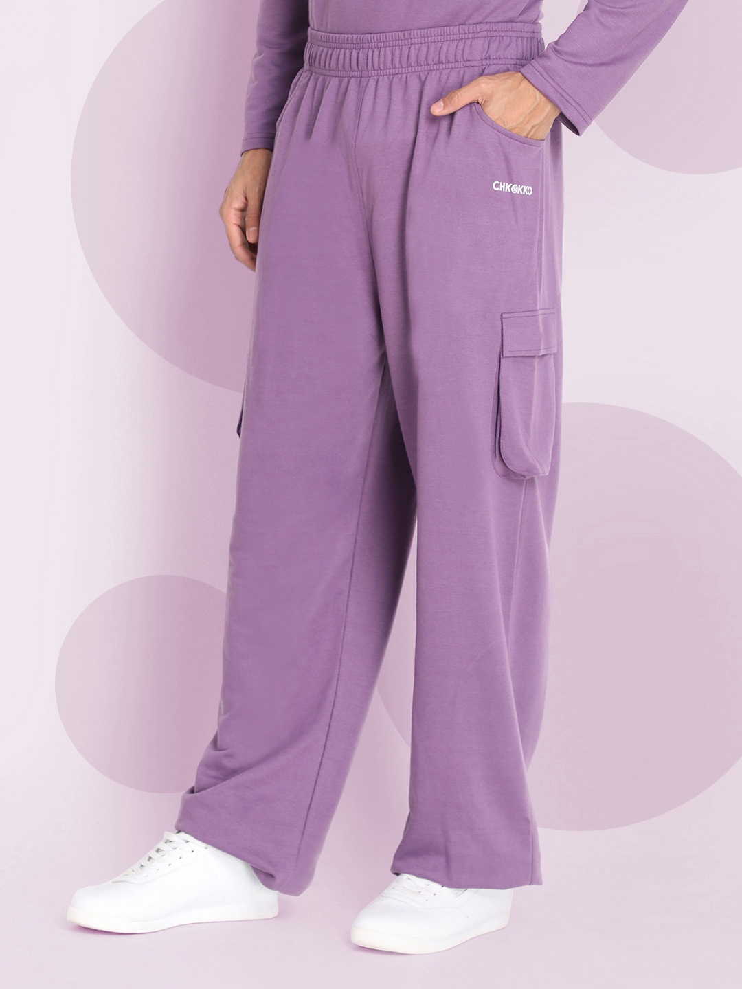 

CHKOKKO Men Purple Solid Comfort-Fit Track Pants