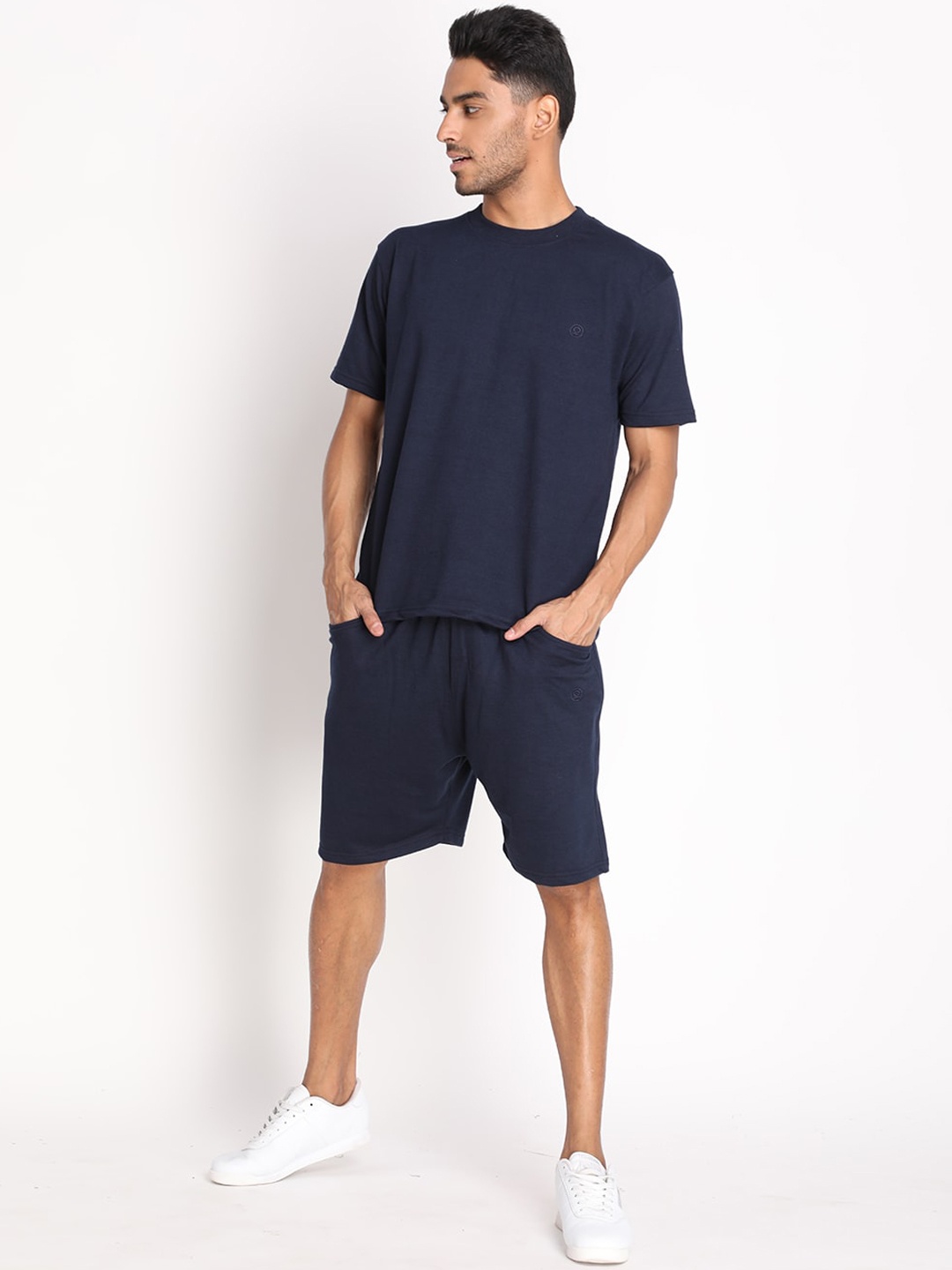 

CHKOKKO Men Navy Blue Solid Co-ords